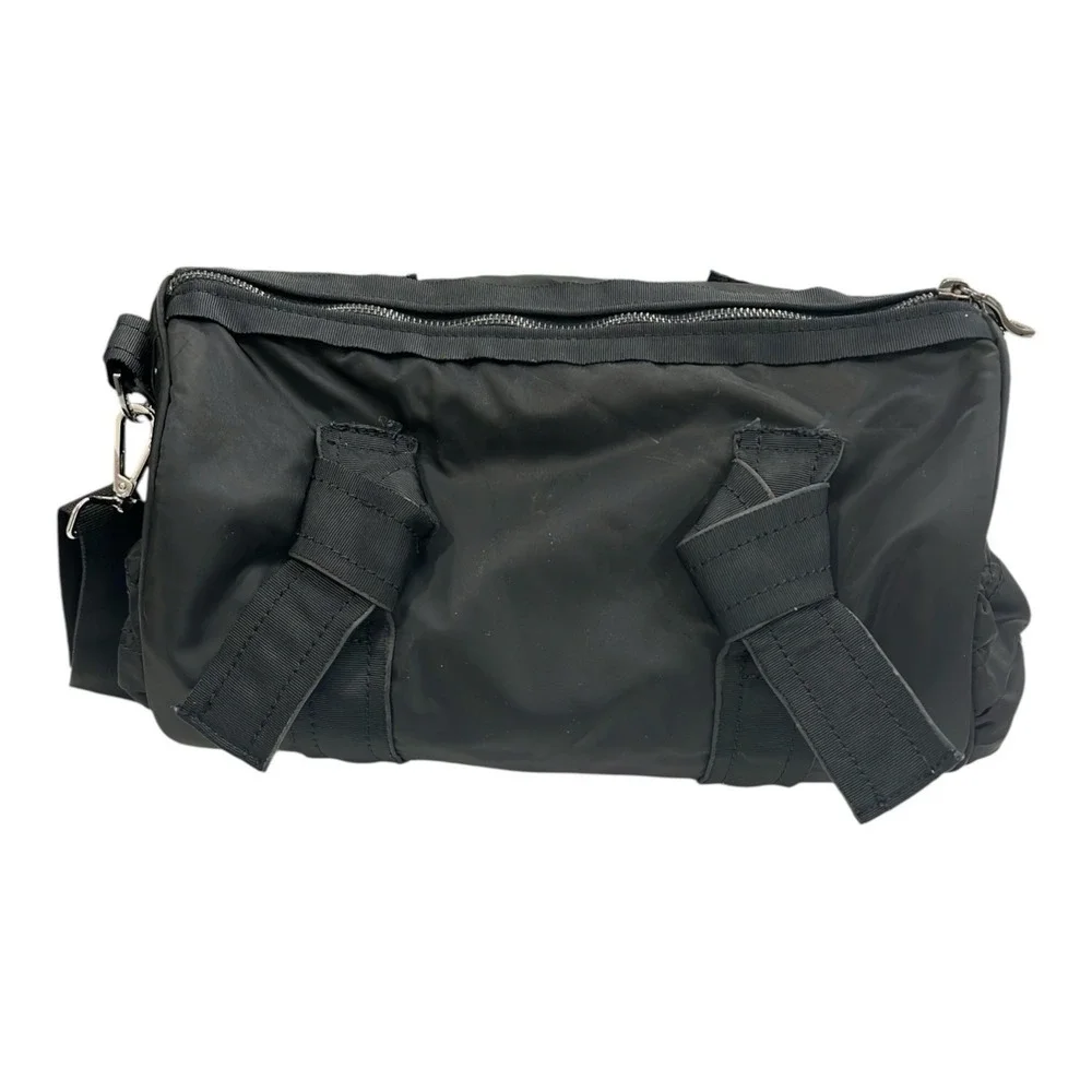 Lululemon Black Nylon Duffel Gym Travel Bag Shoulder Strap Logo Tote Bow